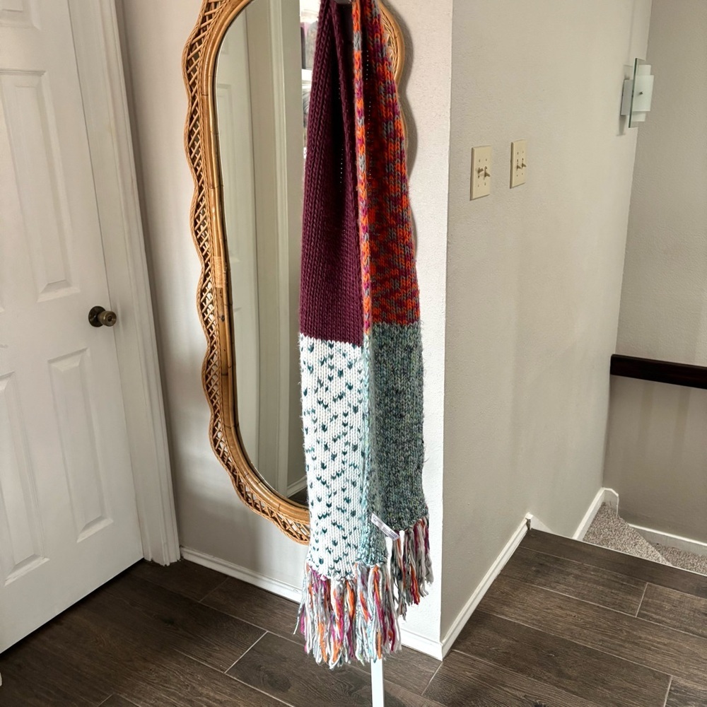 Urban Outfitters / Scarf Chunky Knit Fringe Multi Pattern Colorful